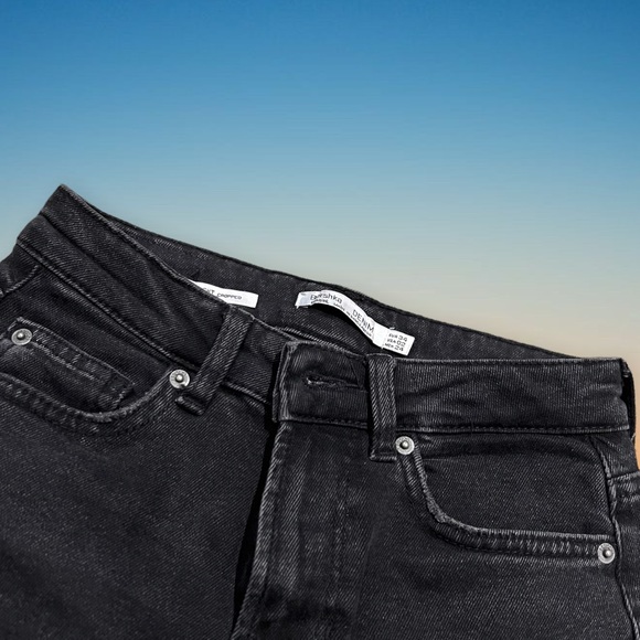 Bershka Black cropped jeans - Picture 4 of 4